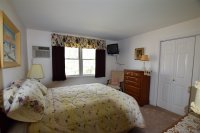300 Grove Country Grove Condominium