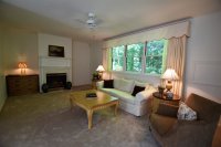 300 Grove Country Grove Condominium