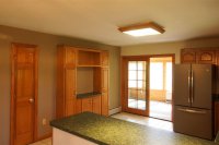 366 Stratton