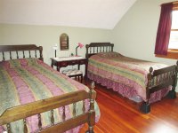 100 Stratton