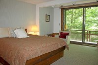 905 Crown Point