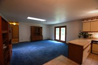 8 Elmwood