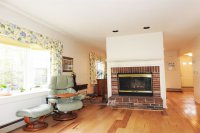 300 Grove