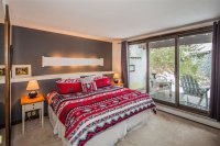 253 Cedarwood Timberhawk