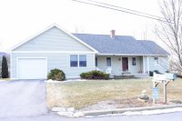 8 Moon Brook