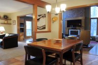 1041 Colonial Colonial Estates