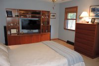 1041 Colonial Colonial Estates