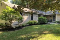 1041 Colonial Colonial Estates