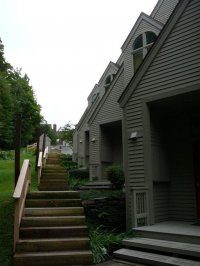 794 E Mountain