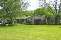 465 Eastridge