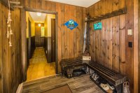 916 Sherwood