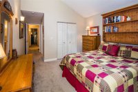 2841 East Mountain