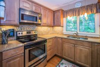 2841 East Mountain