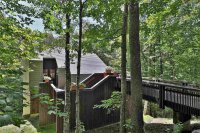 102 East Ash Hawk Inn and Mountain Resort