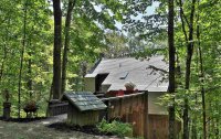 102 East Ash Hawk Inn and Mountain Resort