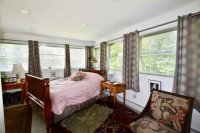 37 Oak Ridge
