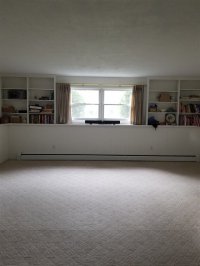 218 East Ridge