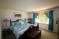 218 East Ridge