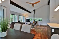 2638 East Mountain