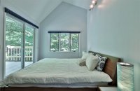 2638 East Mountain