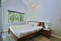 2638 East Mountain