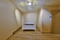 2638 East Mountain
