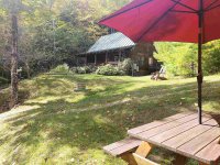 958 Hale Hollow