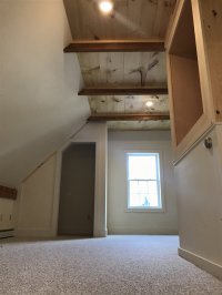 2748 East Woodstock