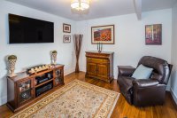 196 West Ridge