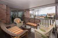 196 West Ridge