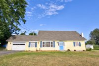 386 East Pittsford