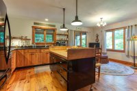 2003 Hale Hollow