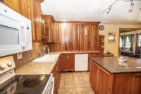 104 East Mountain View