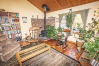 104 East Mountain View