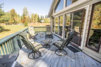 104 East Mountain View