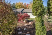 104 East Mountain View
