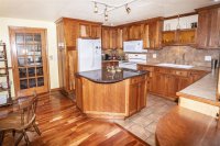 104 East Mountain View