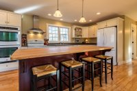 819 Pomfret