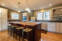 819 Pomfret