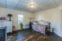 63 Howe