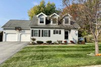 36 Moon Brook
