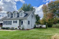 36 Moon Brook