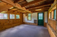 1104 West Woodstock