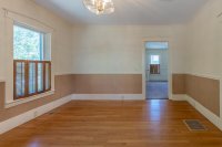 1104 West Woodstock
