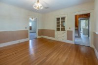 1104 West Woodstock
