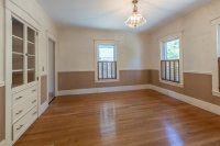 1104 West Woodstock
