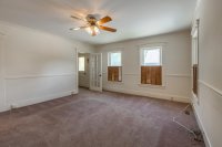 1104 West Woodstock