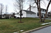 17 Moon Brook