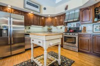219 South Mendon