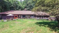 219 South Mendon